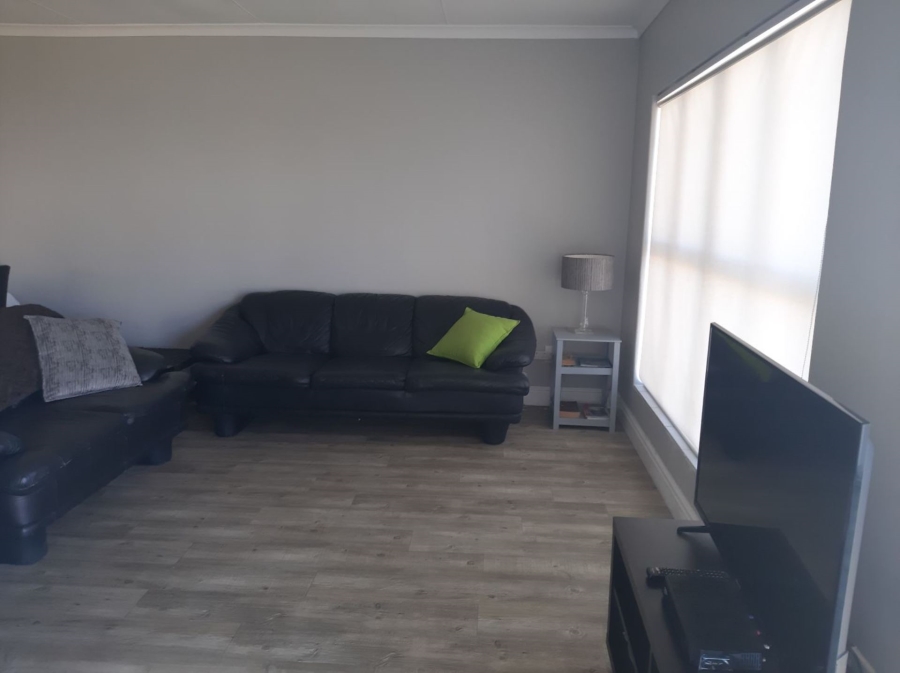 To Let 3 Bedroom Property for Rent in Summerstrand Eastern Cape